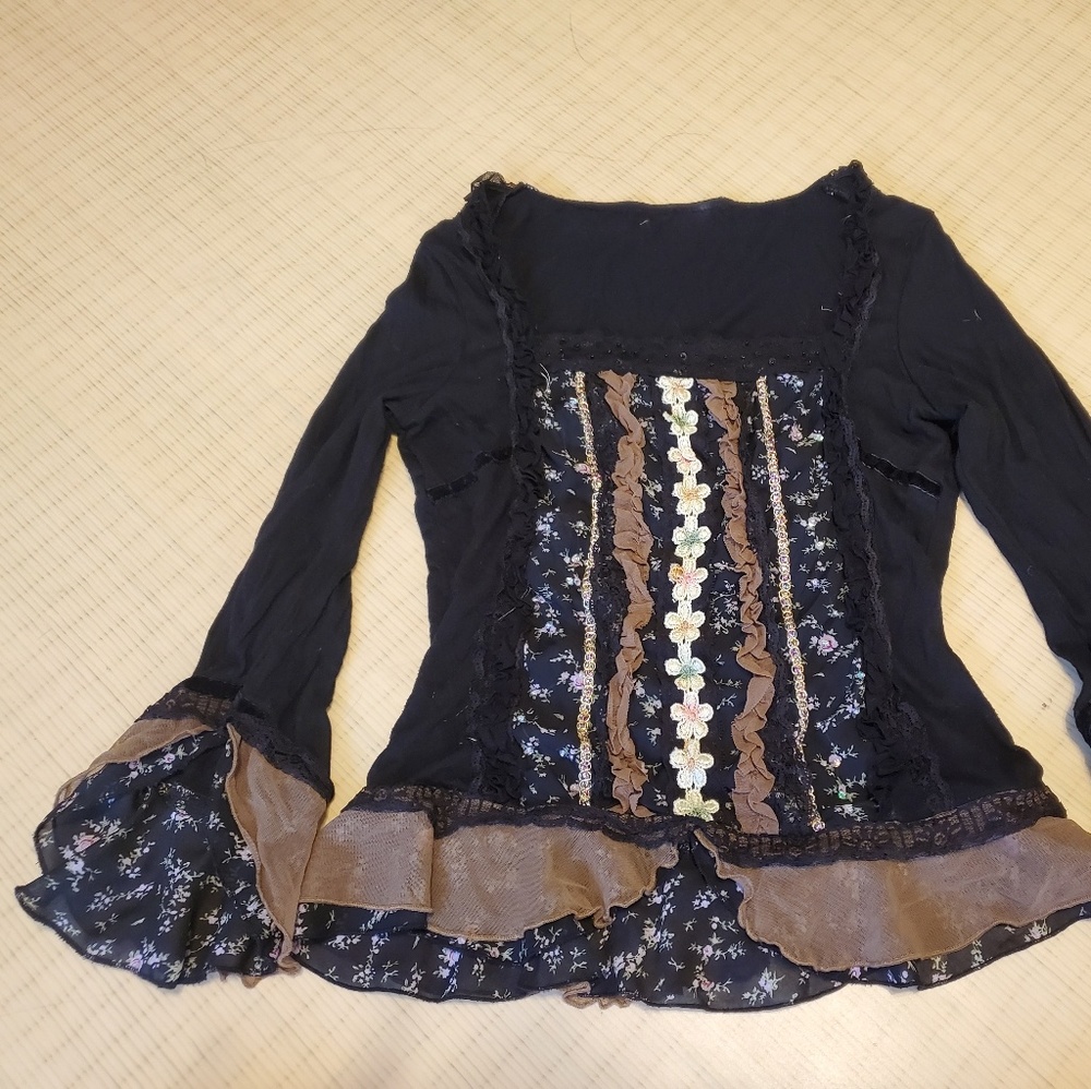 🌼Lovely Long Sleeve Bouse/Top